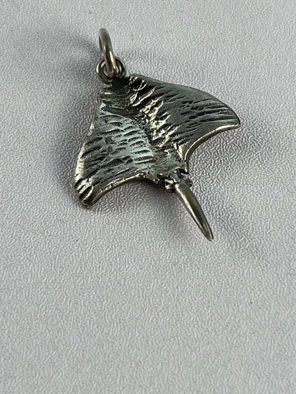 Sterling Silver Manta Ray Sting Ray Charm Pendant Ocean Beachy Coastal